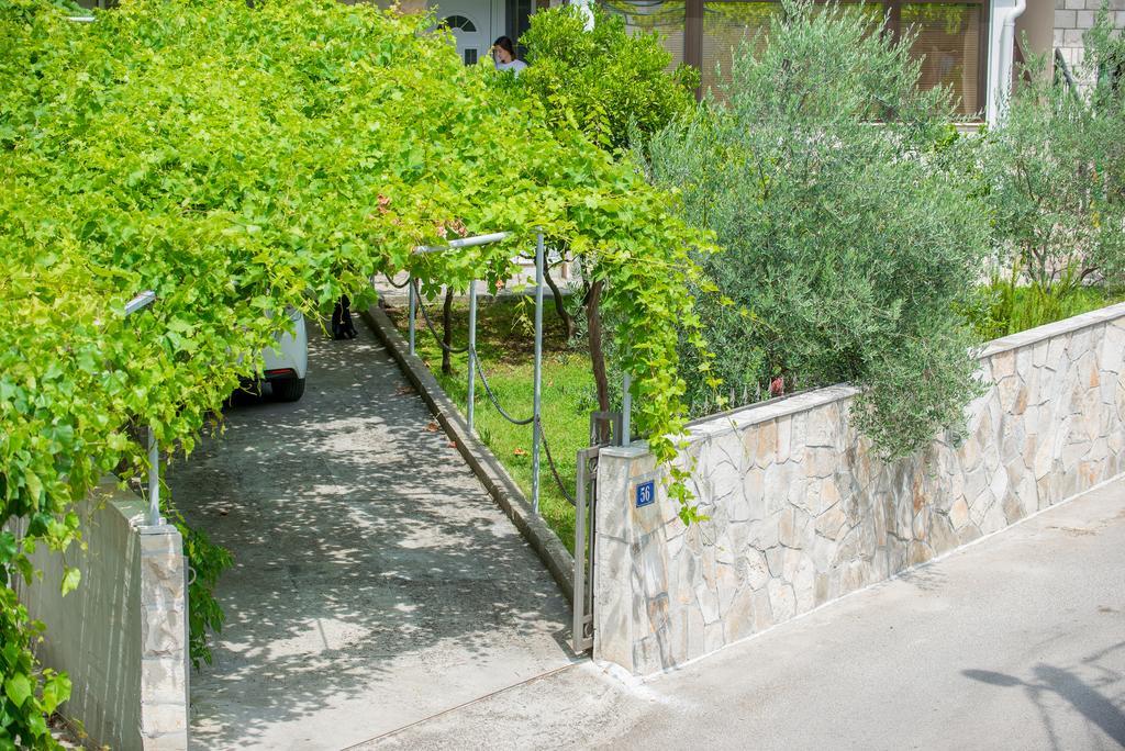 Apartmani Krgusic Tivat Exteriör bild