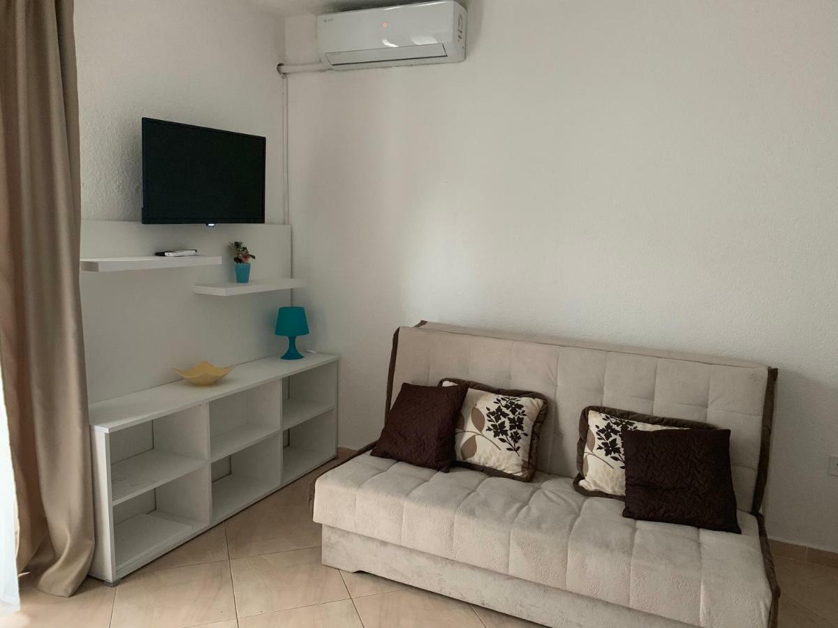 Apartmani Krgusic Tivat Exteriör bild